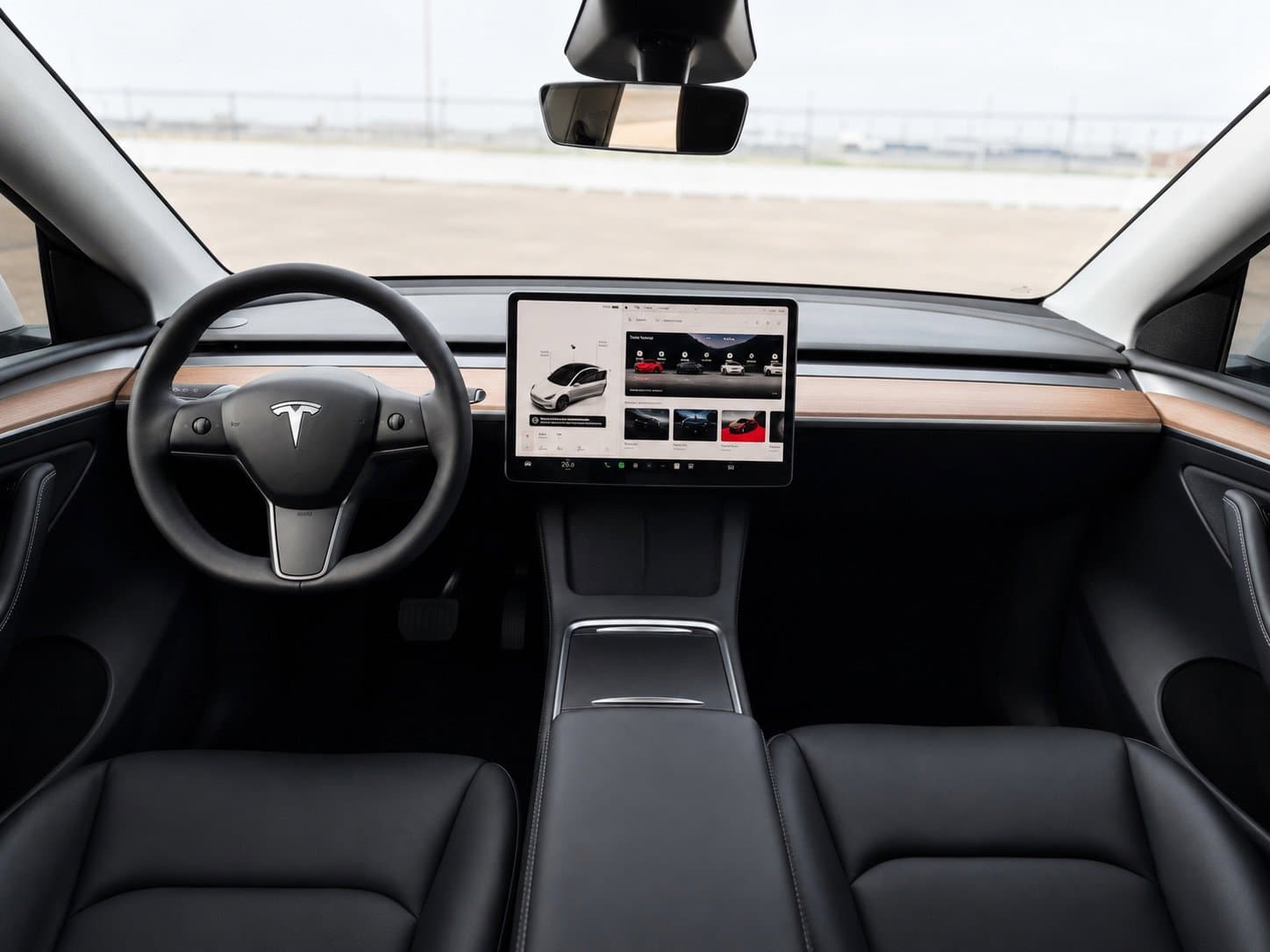 2024 Tesla Model Y — photo 9 of 9