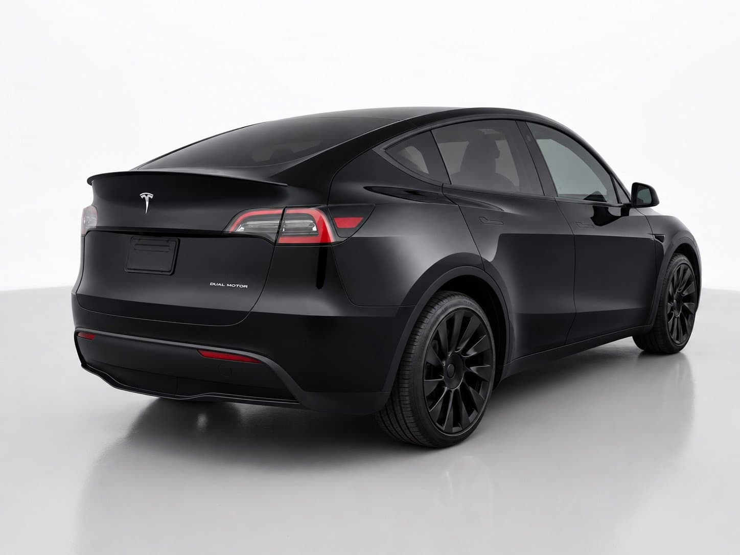 2022 Tesla Model Y — photo 3 of 10