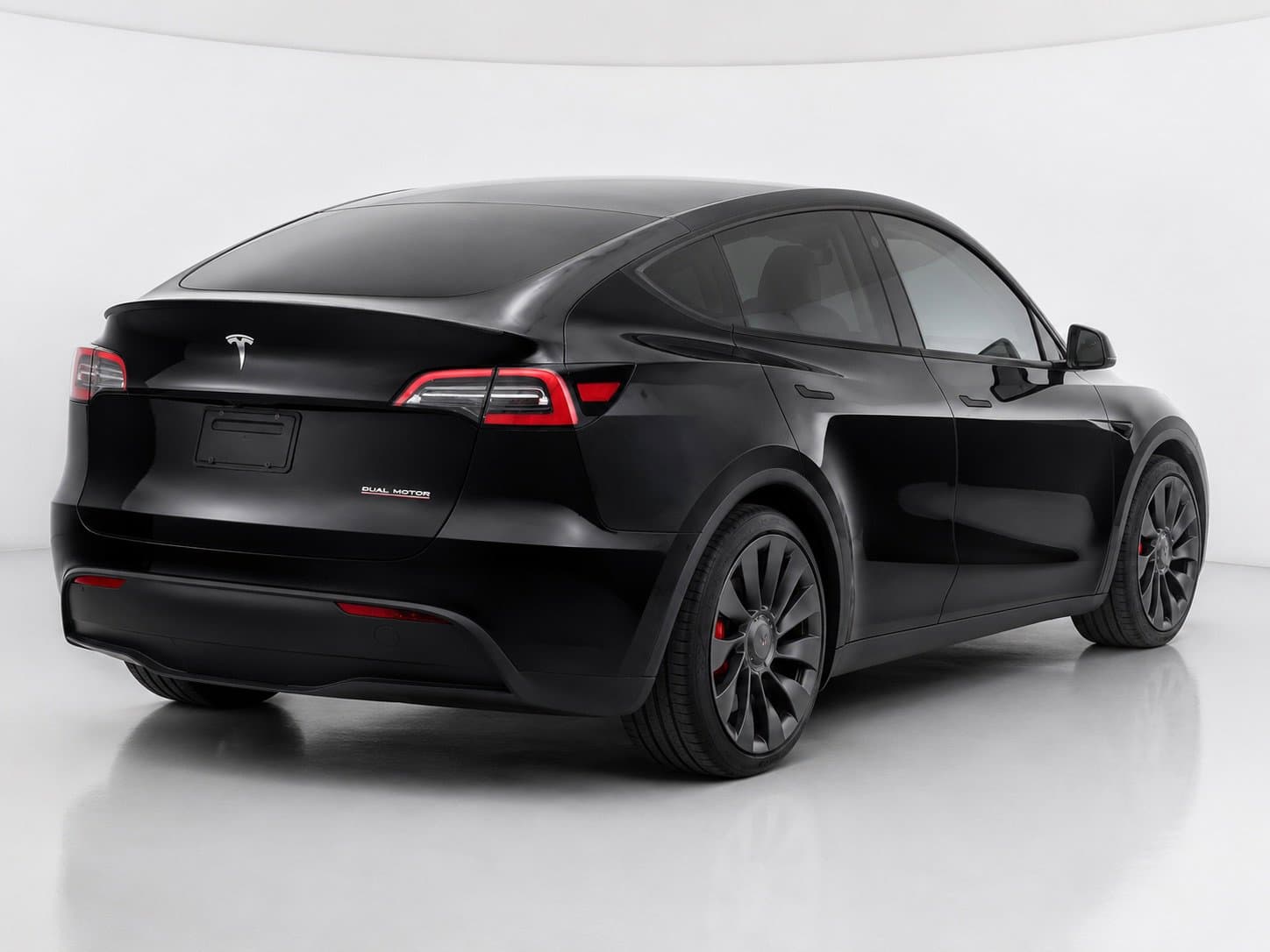 2022 Tesla Model Y — photo 5 of 8