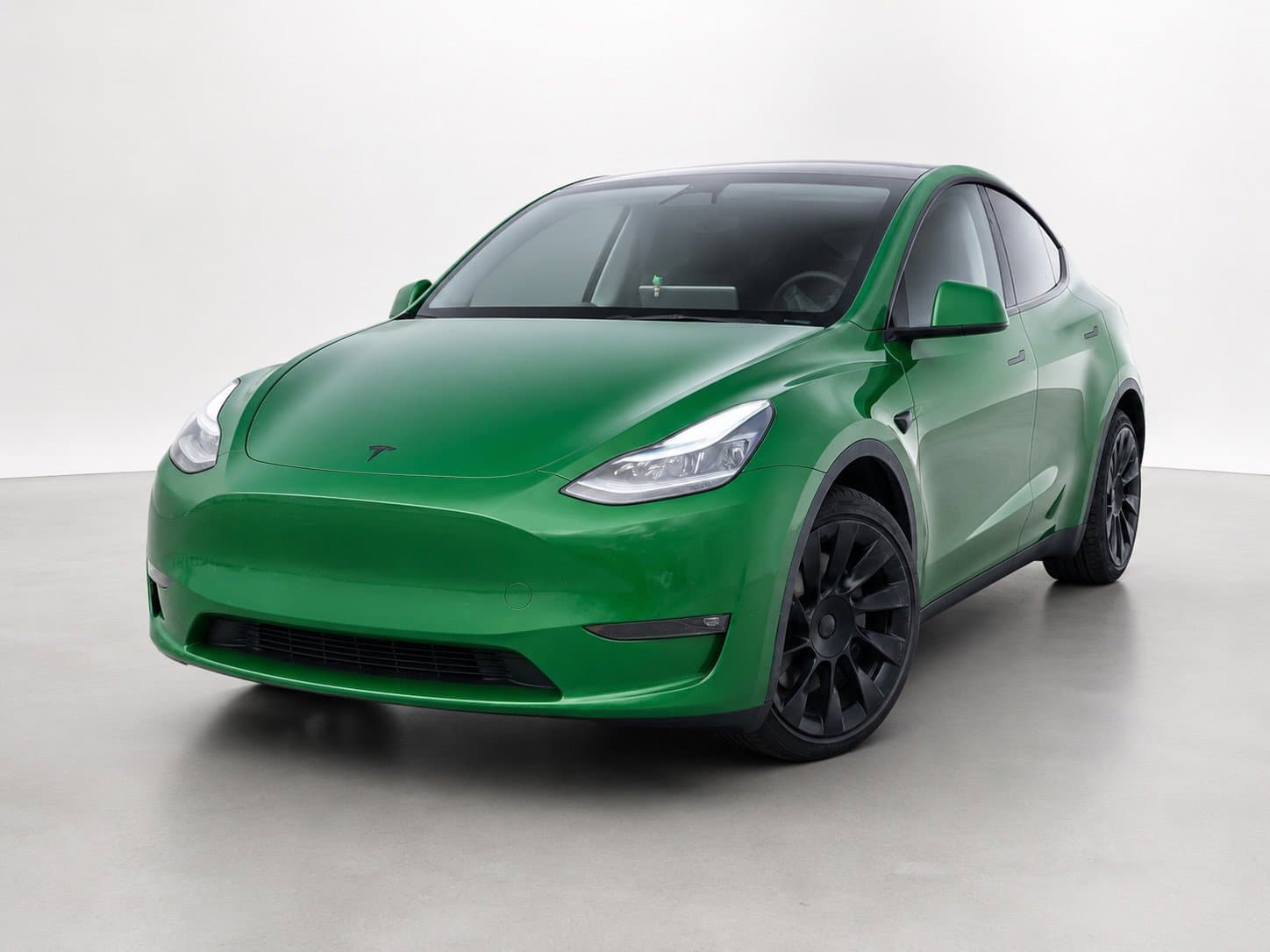 2024 Tesla Model Y — photo 3 of 7