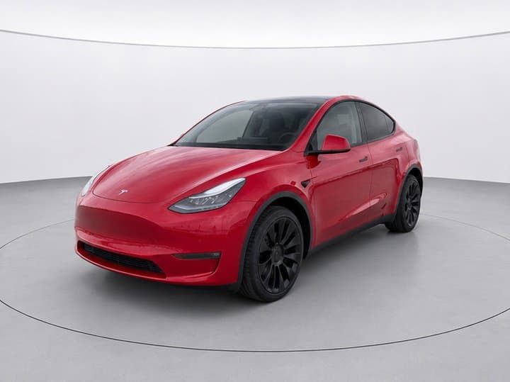 2022 Tesla Model Y — photo 2 of 8