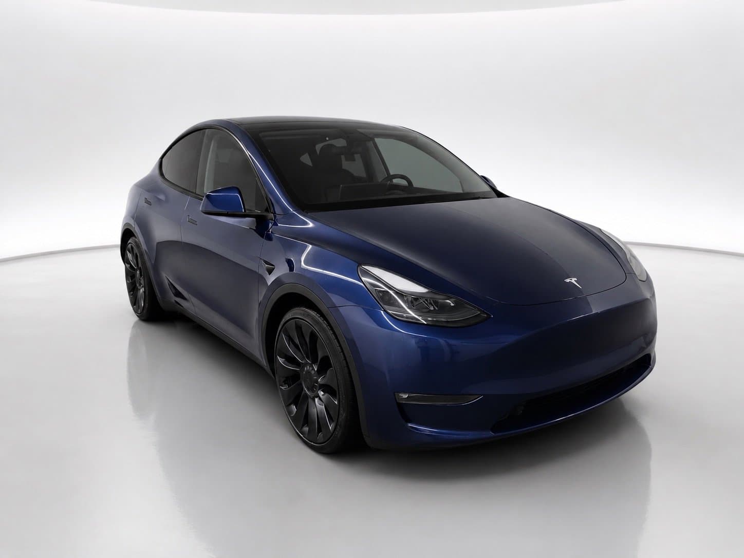 2022 Tesla Model Y — photo 8 of 10