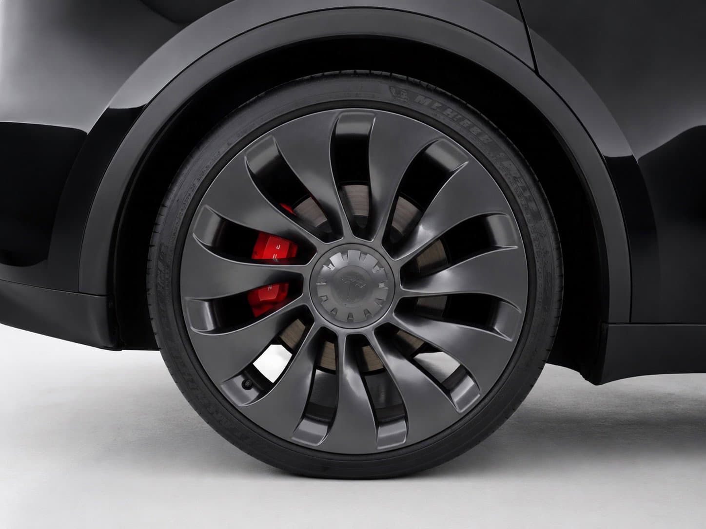 2022 Tesla Model Y — photo 7 of 8